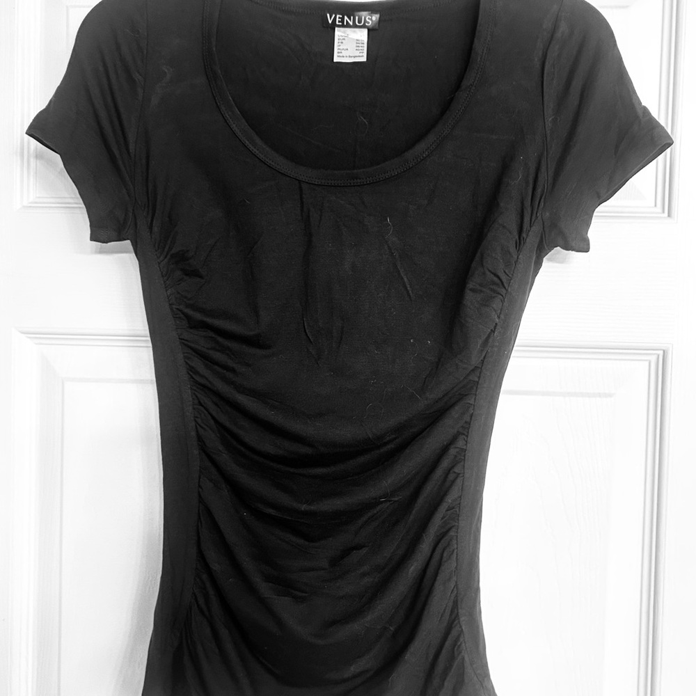 VENUS Black Fitted Ruched Tee